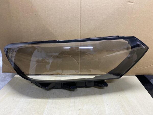 VOLKSWAGEN PASSAT B8 HALOGEN FAR CAMI SAĞ - R