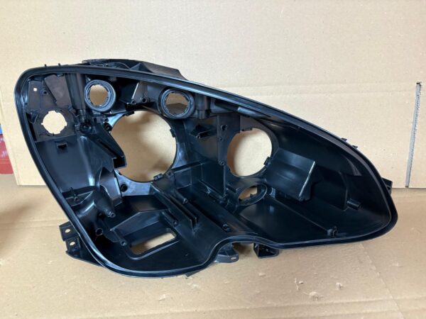 MERCEDES 07-10 C SERİSİ W204 ZENON FAR KASASI SAĞ - R