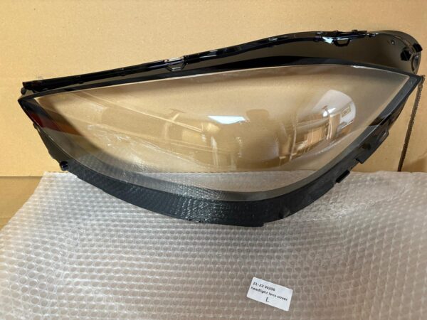 MERCEDES 21-24 C SERİSİ W206 FAR CAMI SAĞ - R