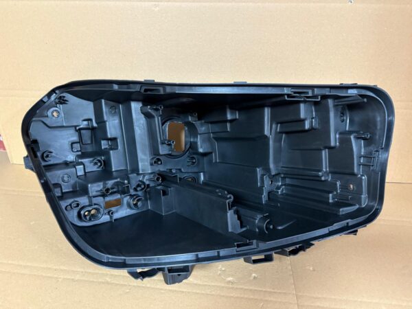 BMW 23-25 X1 U11 FAR KASASI SOL - L